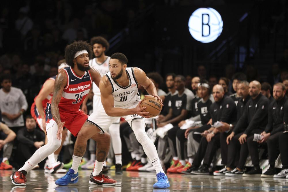 得更加扑朔 得更加扑朔